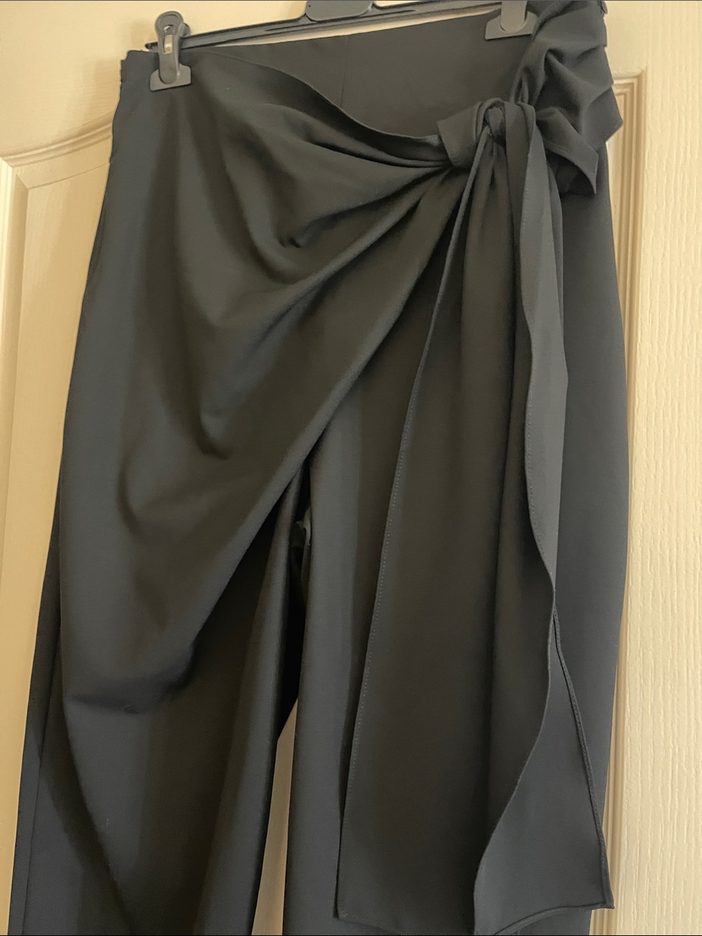 Zara Black Wide-Leg Draped Tie-Waist Pants - Picture 2 of 6